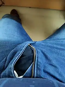 adicma123 online show from 03-07-25, 08:23