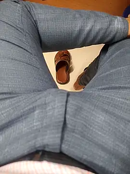 adicma123 online show from 10-21-25, 06:25