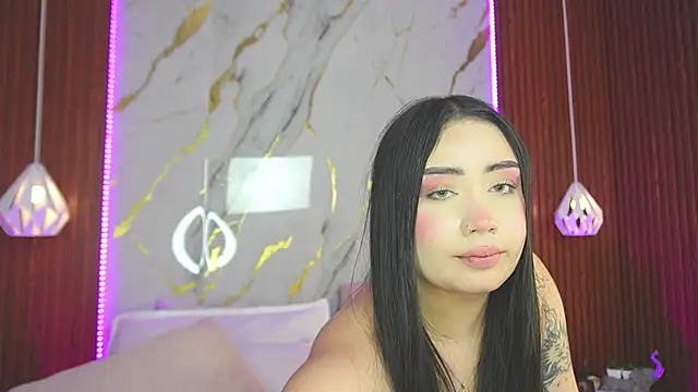 Snapshot of haylie_ chatting on 12-18-24, 07:47 haylie online show from 12-18-24, 07:47