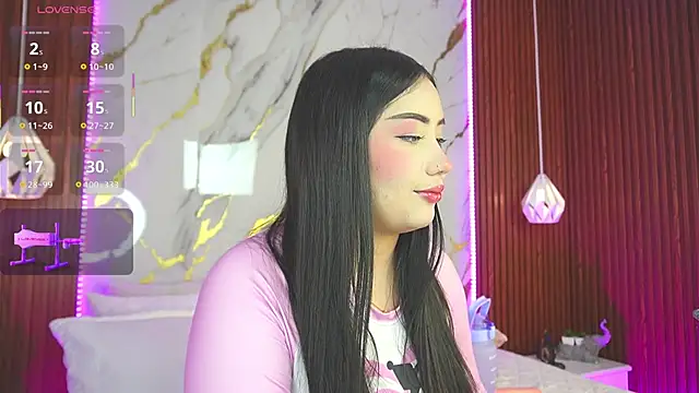 Snapshot of haylie_ chatting on 02-10-25, 03:13 haylie online show from 02-10-25, 03:13