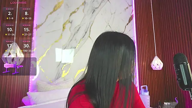 Snapshot of haylie_ chatting on 02-14-25, 04:15 haylie online show from 02-14-25, 04:15