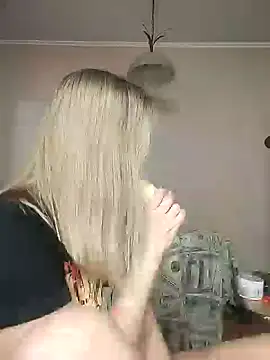 Snapshot of KrissSexi chatting on 02-21-25, 05:24 KrissSexi online show from 02-21-25, 05:24