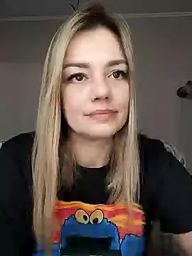 Snapshot of KrissSexi chatting on 03-10-25, 02:37 KrissSexi online show from 03-10-25, 02:37