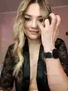 Snapshot of KrissSexi chatting on 03-15-25, 07:20 KrissSexi online show from 03-15-25, 07:20
