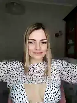 Snapshot of KrissSexi chatting on 03-21-25, 03:46 KrissSexi online show from 03-21-25, 03:46