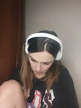 KrissSexi online show from 04-28-26, 03:50