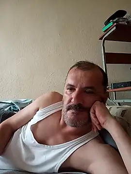 Snapshot of bestofyalcinturkey chatting on 11-08-25, 02:17 bestofyalcinturkey online show from 11-08-25, 02:17