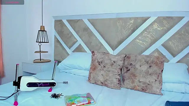 ZiaCalifa online show from 02-16-26, 12:56