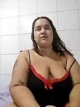 Snapshot of MinaBoss chatting on 12-05-25, 01:36 MinaBoss online show from 12-05-25, 01:36