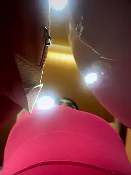 Snapshot of Insane_Issa chatting on 12-06-24, 01:33 Insane Issa online show from 12-06-24, 01:33