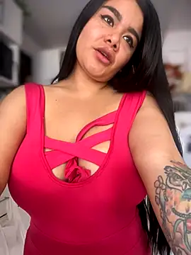 Snapshot of Insane_Issa chatting on 12-06-24, 04:38 Insane Issa online show from 12-06-24, 04:38