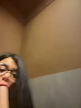 Snapshot of Insane_Issa chatting on 12-13-24, 02:32 Insane Issa online show from 12-13-24, 02:32