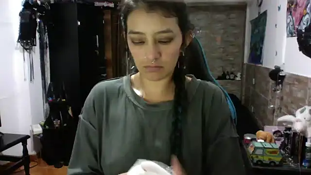 AngelaQueen  online show from 10-08-25, 06:16