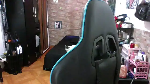 AngelaQueen  online show from 11-23-25, 04:51