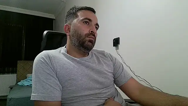Snapshot of tgltplsr chatting on 09-11-25, 01:49 tgltplsr online show from 09-11-25, 01:49