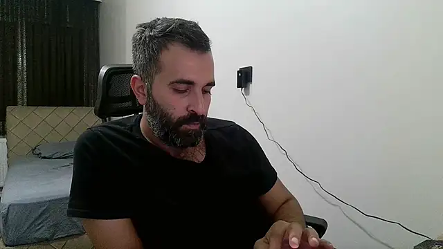 Snapshot of tgltplsr chatting on 10-31-25, 08:54 tgltplsr online show from 10-31-25, 08:54