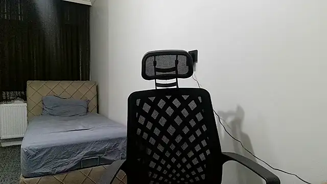 Snapshot of tgltplsr chatting on 11-02-25, 09:28 tgltplsr online show from 11-02-25, 09:28