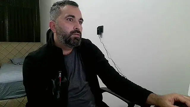 Snapshot of tgltplsr chatting on 11-08-25, 12:00 tgltplsr online show from 11-08-25, 12:00