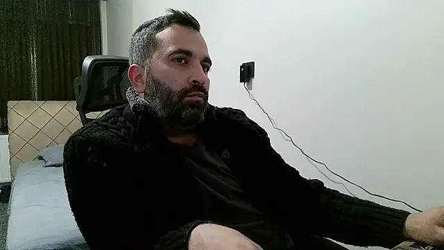 Snapshot of tgltplsr chatting on 12-21-25, 01:13 tgltplsr online show from 12-21-25, 01:13