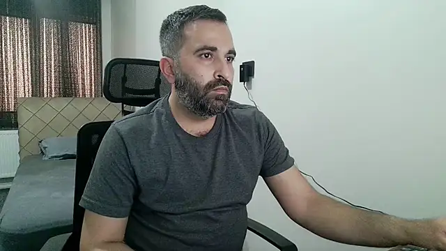 Snapshot of tgltplsr chatting on 01-09-26, 06:49 tgltplsr online show from 01-09-26, 06:49