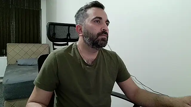 Snapshot of tgltplsr chatting on 02-11-26, 10:15 tgltplsr online show from 02-11-26, 10:15