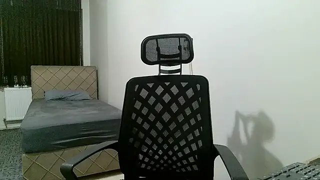 Snapshot of tgltplsr chatting on 02-21-26, 10:55 tgltplsr online show from 02-21-26, 10:55