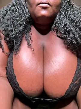 Snapshot of m_yummyshish chatting on 01-08-26, 09:17 m yummyshish online show from 01-08-26, 09:17