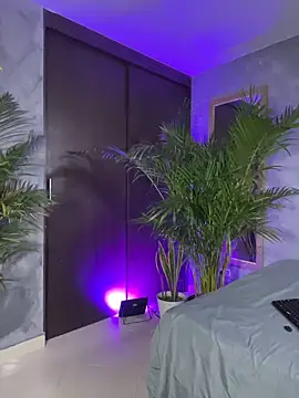 Snapshot of liuscast22 chatting on 02-14-26, 07:54 liuscast22 online show from 02-14-26, 07:54