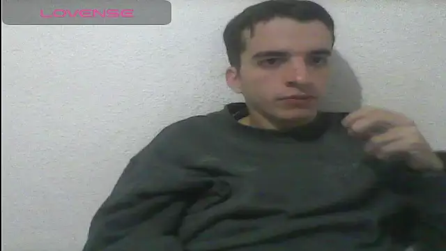 Snapshot of Tombgy07 chatting on 12-16-24, 08:16 Tombgy07 online show from 12-16-24, 08:16