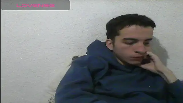 Snapshot of Tombgy07 chatting on 01-02-25, 08:35 Tombgy07 online show from 01-02-25, 08:35