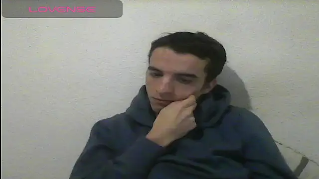 Snapshot of Tombgy07 chatting on 01-22-25, 07:56 Tombgy07 online show from 01-22-25, 07:56