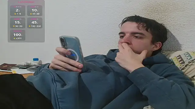 Snapshot of Tombgy07 chatting on 02-22-26, 08:51 Tombgy07 online show from 02-22-26, 08:51