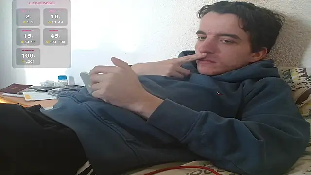 Snapshot of Tombgy07 chatting on 02-23-26, 12:24 Tombgy07 online show from 02-23-26, 12:24