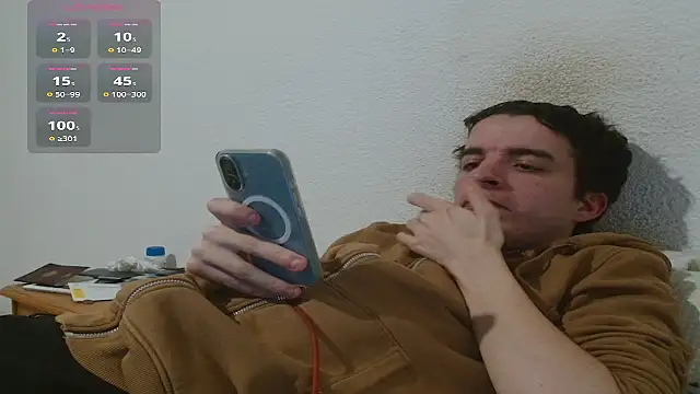 Snapshot of Tombgy07 chatting on 02-24-26, 07:56 Tombgy07 online show from 02-24-26, 07:56