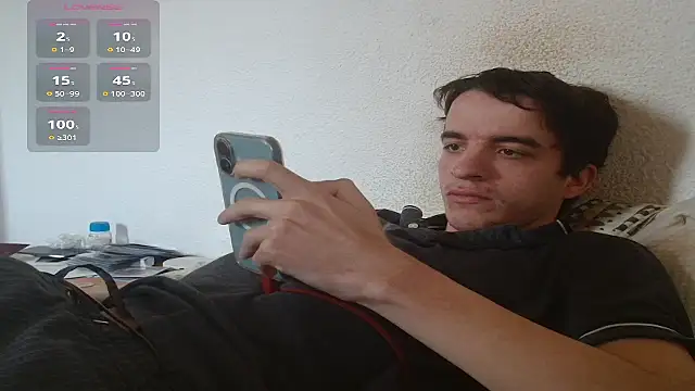 Snapshot of Tombgy07 chatting on 02-27-26, 12:38 Tombgy07 online show from 02-27-26, 12:38