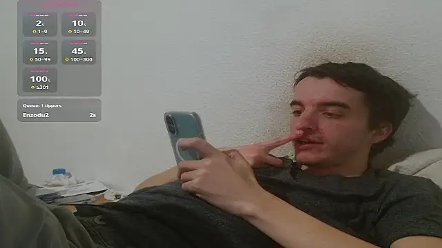 Snapshot of Tombgy07 chatting on 03-02-26, 08:59 Tombgy07 online show from 03-02-26, 08:59