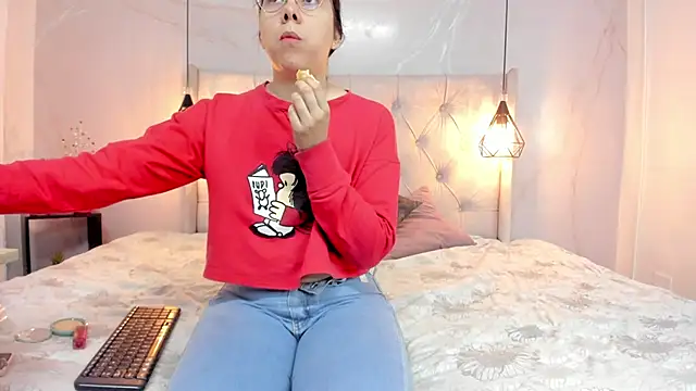 SakuraLee  online show from 12-02-25, 01:50