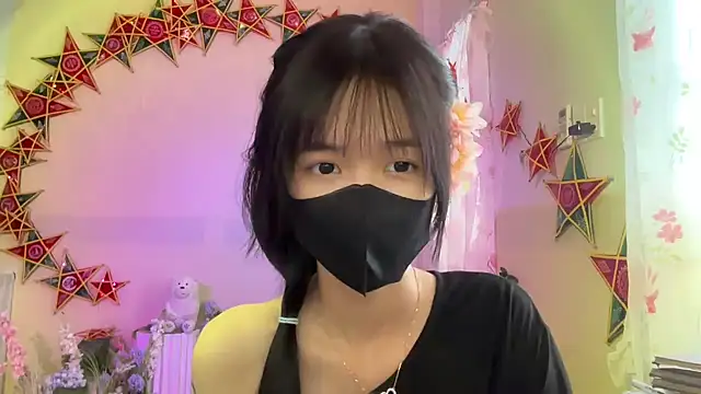 Snapshot of Your-Sunshine chatting on 09-26-25, 06:28 Your-Sunshine online show from 09-26-25, 06:28