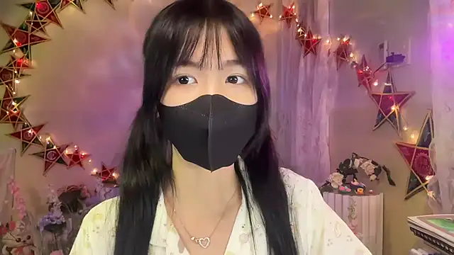 Snapshot of Your-Sunshine chatting on 10-03-25, 06:38 Your-Sunshine online show from 10-03-25, 06:38