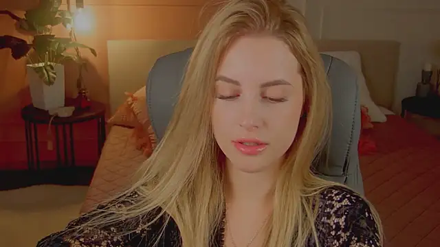 Snapshot of anita_blairr chatting on 10-01-25, 01:22 anita blairr online show from 10-01-25, 01:22