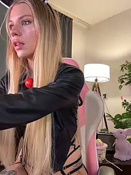 KittyKatyDream online show from 04-03-26, 05:11