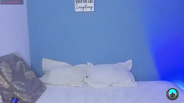 sofi elfqueen online show from 03-06-25, 03:35