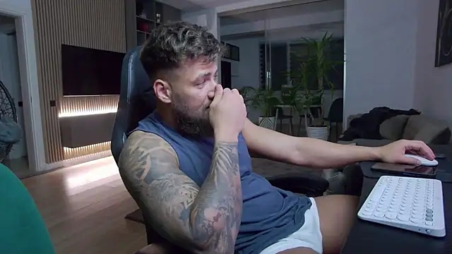 UbbeViking online show from 01-20-25, 07:04