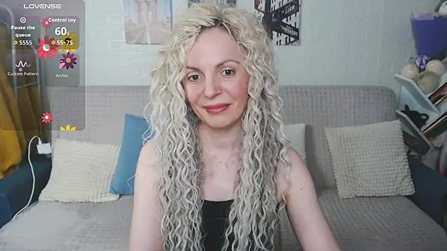 Snapshot of kiramarta chatting on 11-25-25, 05:57 kiramarta online show from 11-25-25, 05:57