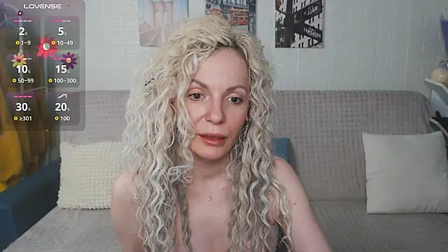 Snapshot of kiramarta chatting on 11-27-25, 05:59 kiramarta online show from 11-27-25, 05:59