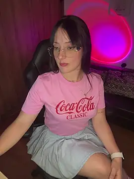 Snapshot of Megan_lu2 chatting on 12-19-24, 06:34 Megan lu2 online show from 12-19-24, 06:34