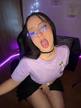 Snapshot of Megan_lu2 chatting on 12-29-24, 03:11 Megan lu2 online show from 12-29-24, 03:11
