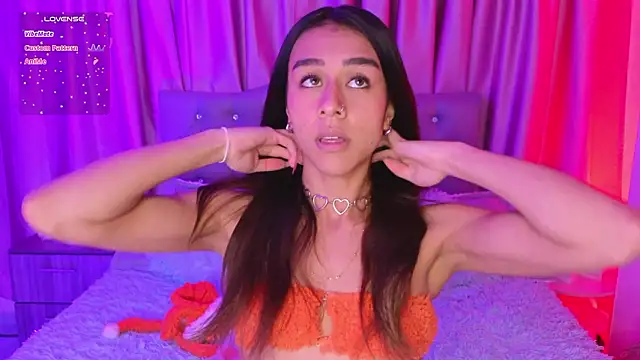 Snapshot of Emiily_Scott1 chatting on 02-19-26, 12:06 Emiily Scott1 online show from 02-19-26, 12:06