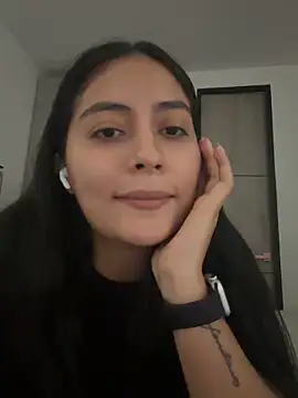 Sophie  Foxxx online show from 04-15-26, 09:48