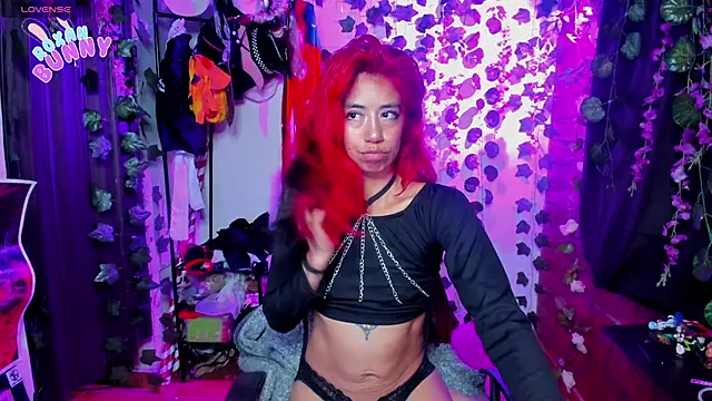 Roxanbunny1 online show from 03-14-25, 12:10